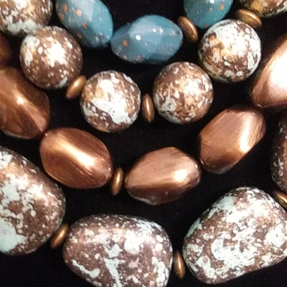 Premier Designs Rock It NKL - Picture 2 of 3